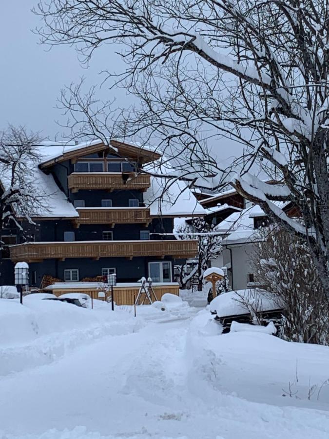 Landhaus Antonia เซเฟลด์ อิน ทิโรล ภายนอก รูปภาพ